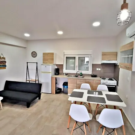 Lilian Holiday home