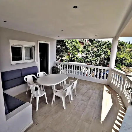 Holiday home Lilian